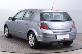 Opel Astra - 2008