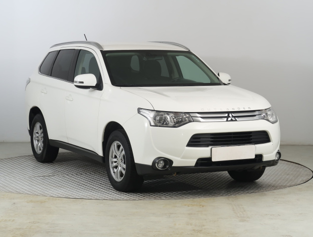 Mitsubishi Outlander 2015