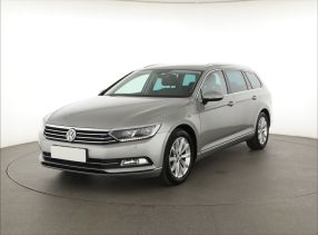 Volkswagen Passat - 2015
