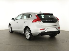 Volvo V40 - 2016