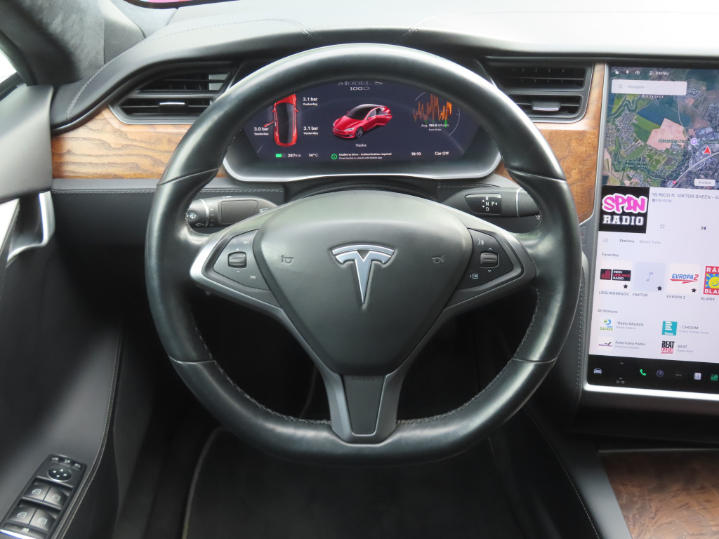 Tesla Model S