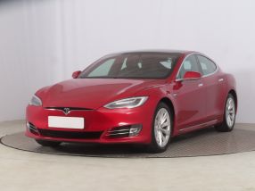 Tesla Model S - 2019