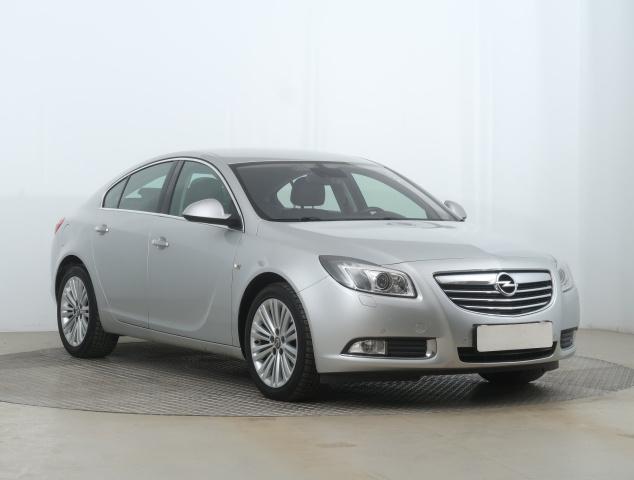 Opel Insignia 2011