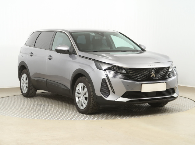 Peugeot 5008 2021