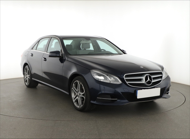 Mercedes-Benz E 2015