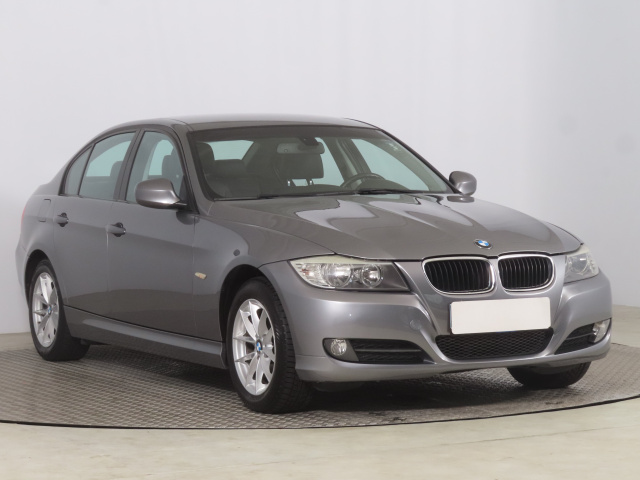 BMW 3 2011
