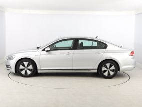 Volkswagen Passat - 2016