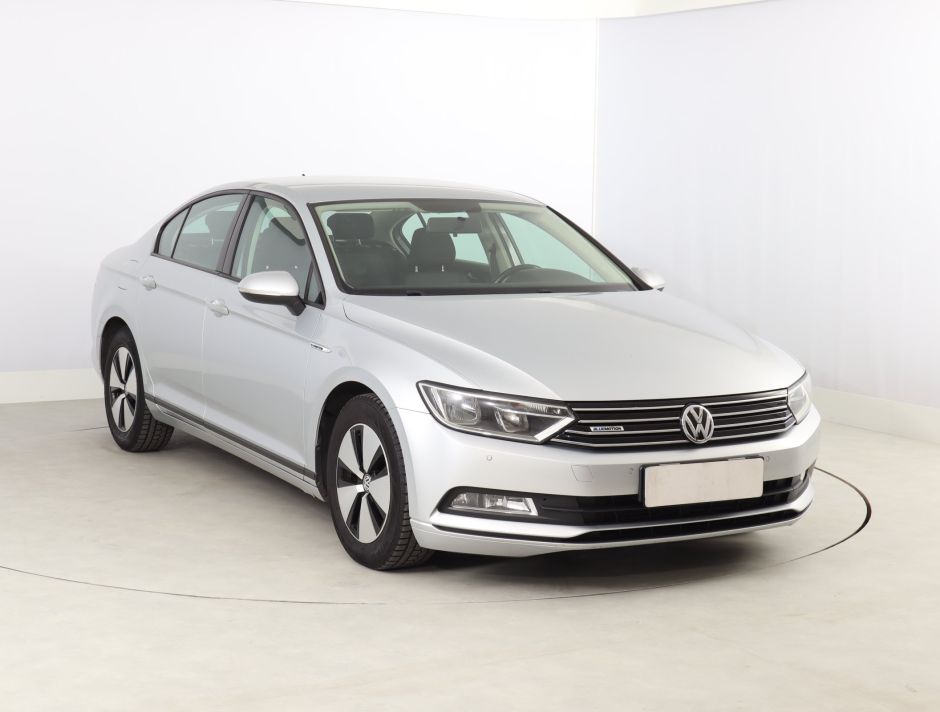 Volkswagen Passat - 2016