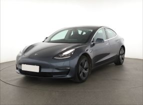 Tesla Model 3 - 2020