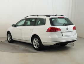 Volkswagen Passat - 2012