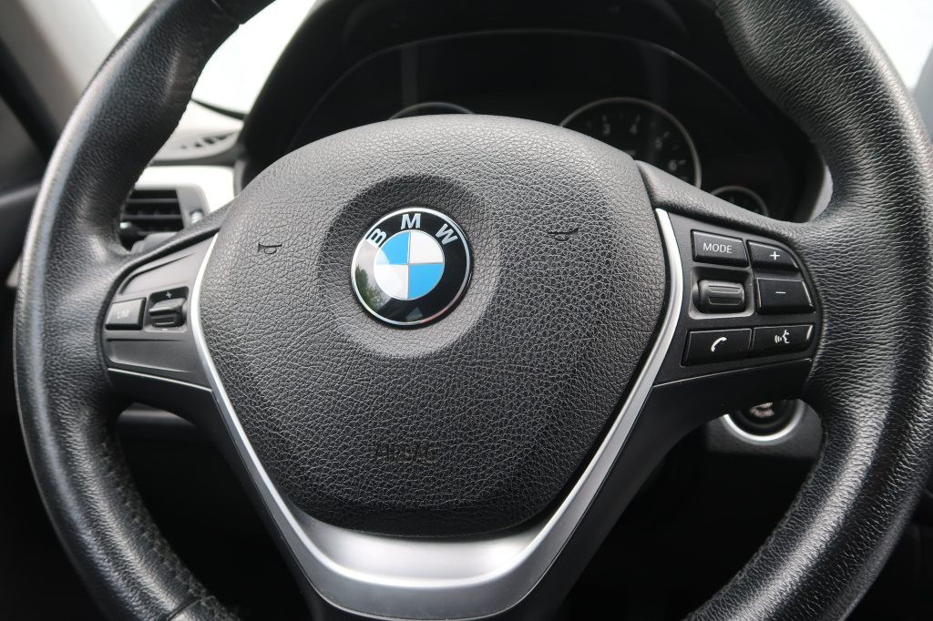 BMW 3