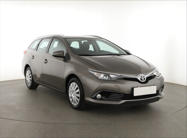 Toyota Auris 2019