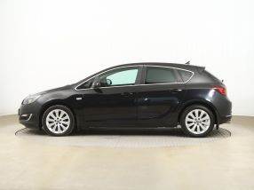 Opel Astra - 2014