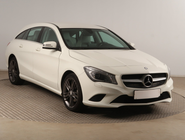 Mercedes-Benz CLA 2015
