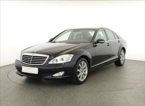 Mercedes-Benz S - 2009