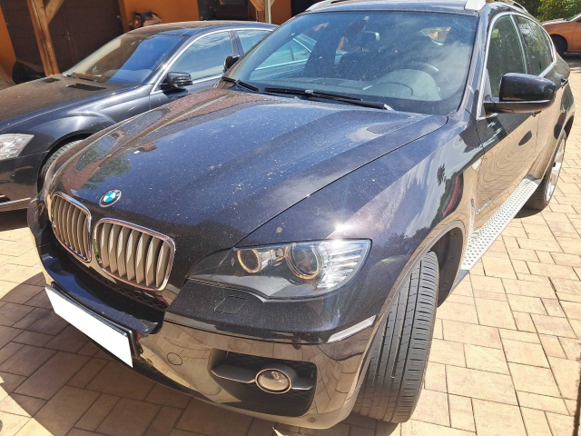 BMW X6 2011
