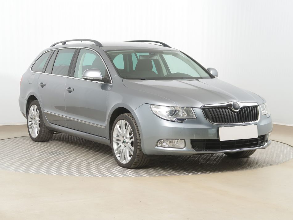 Skoda Superb - 2012
