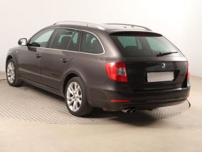 Skoda Superb - 2011
