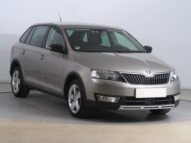Škoda Rapid Spaceback 2016