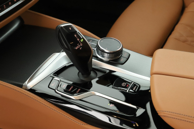 BMW 5 - 2023