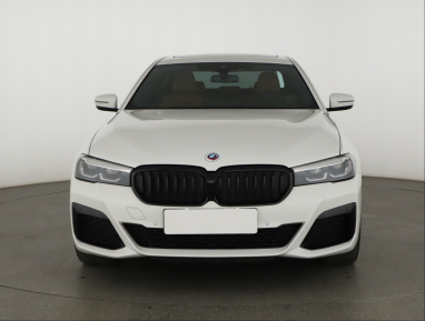 BMW 5 - 2023