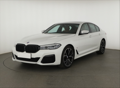 BMW 5 - 2023