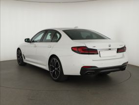BMW 5 - 2023