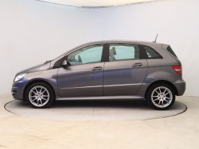 Mercedes-Benz B - 2011