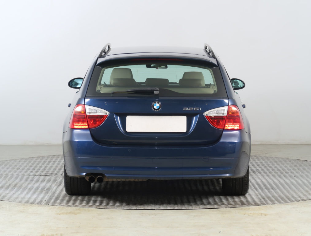 BMW 3