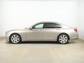 BMW 7 - 2010