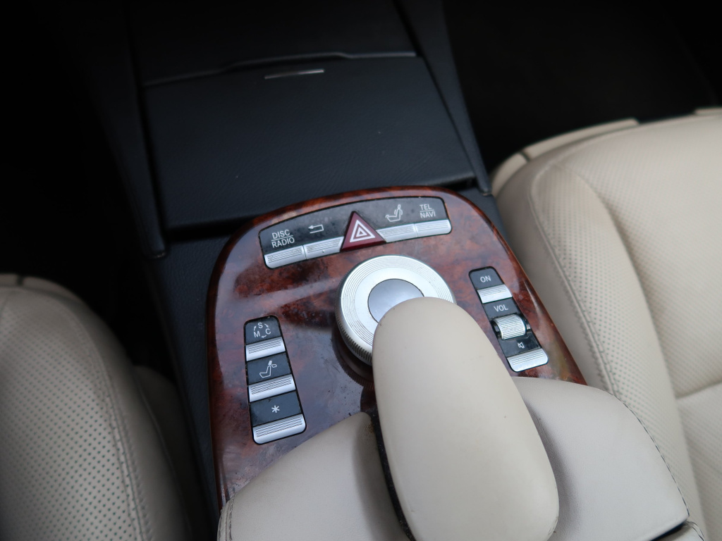 Mercedes-Benz S