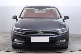 Volkswagen Passat - 2015