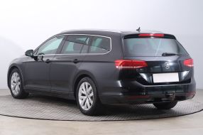 Volkswagen Passat - 2015
