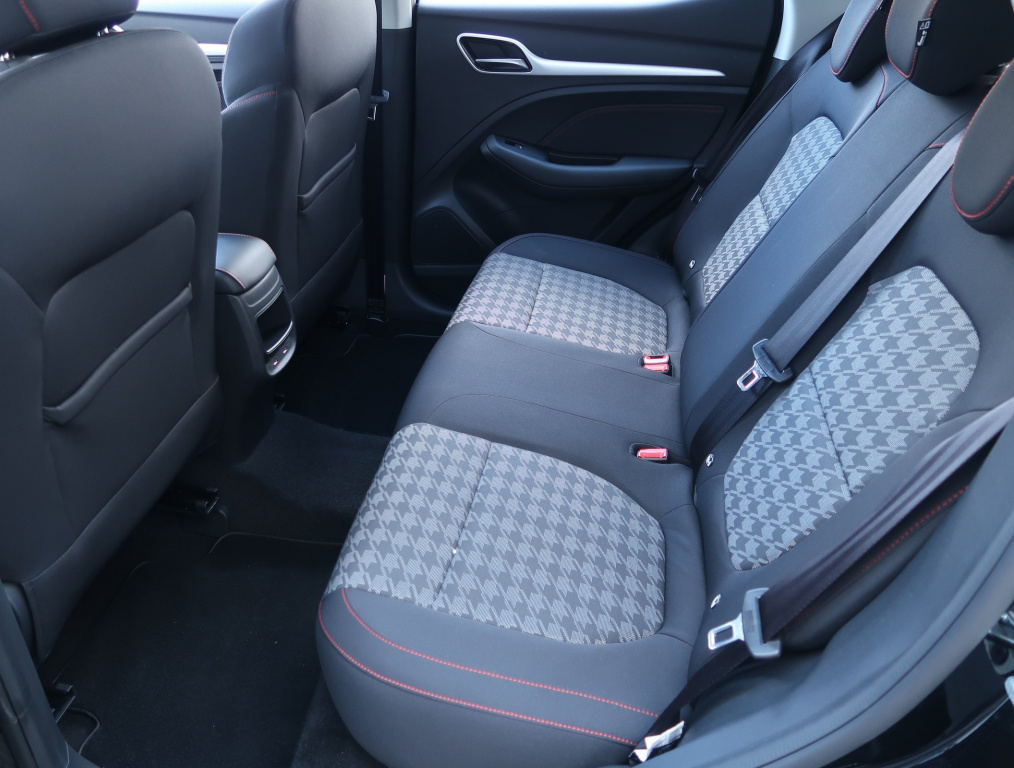 MG ZS SUV