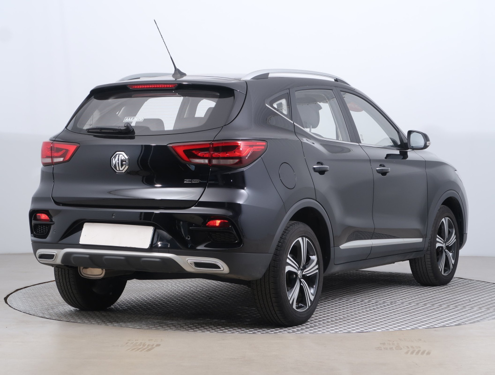 MG ZS SUV