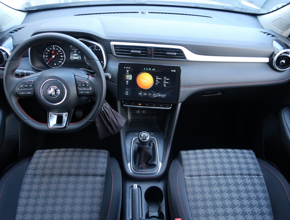MG ZS SUV