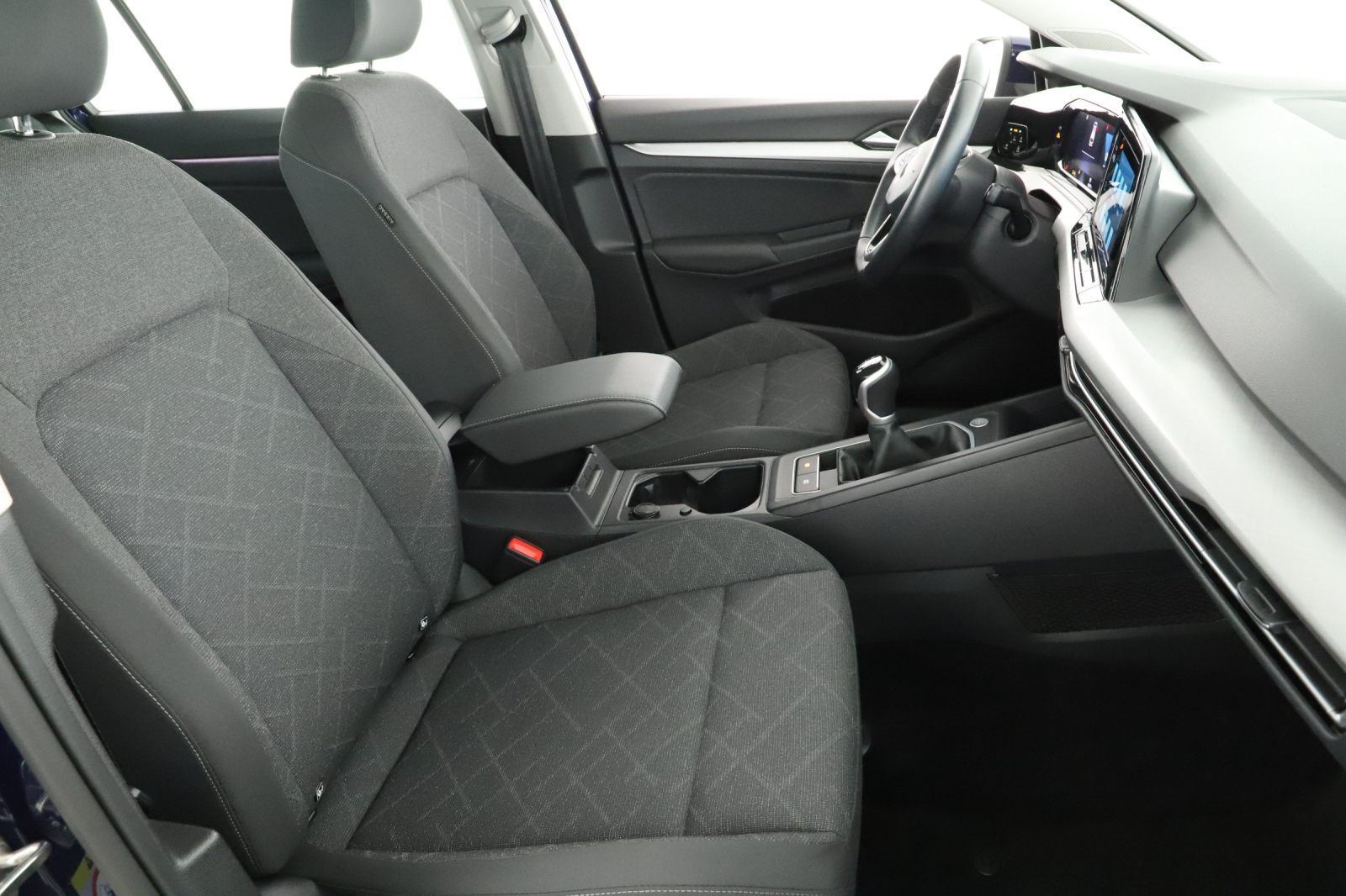 Volkswagen Golf - 2023