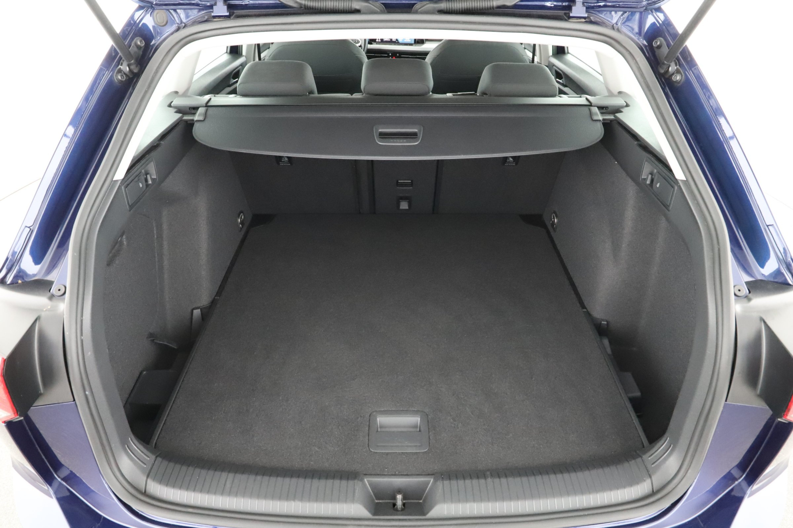 Volkswagen Golf - 2023