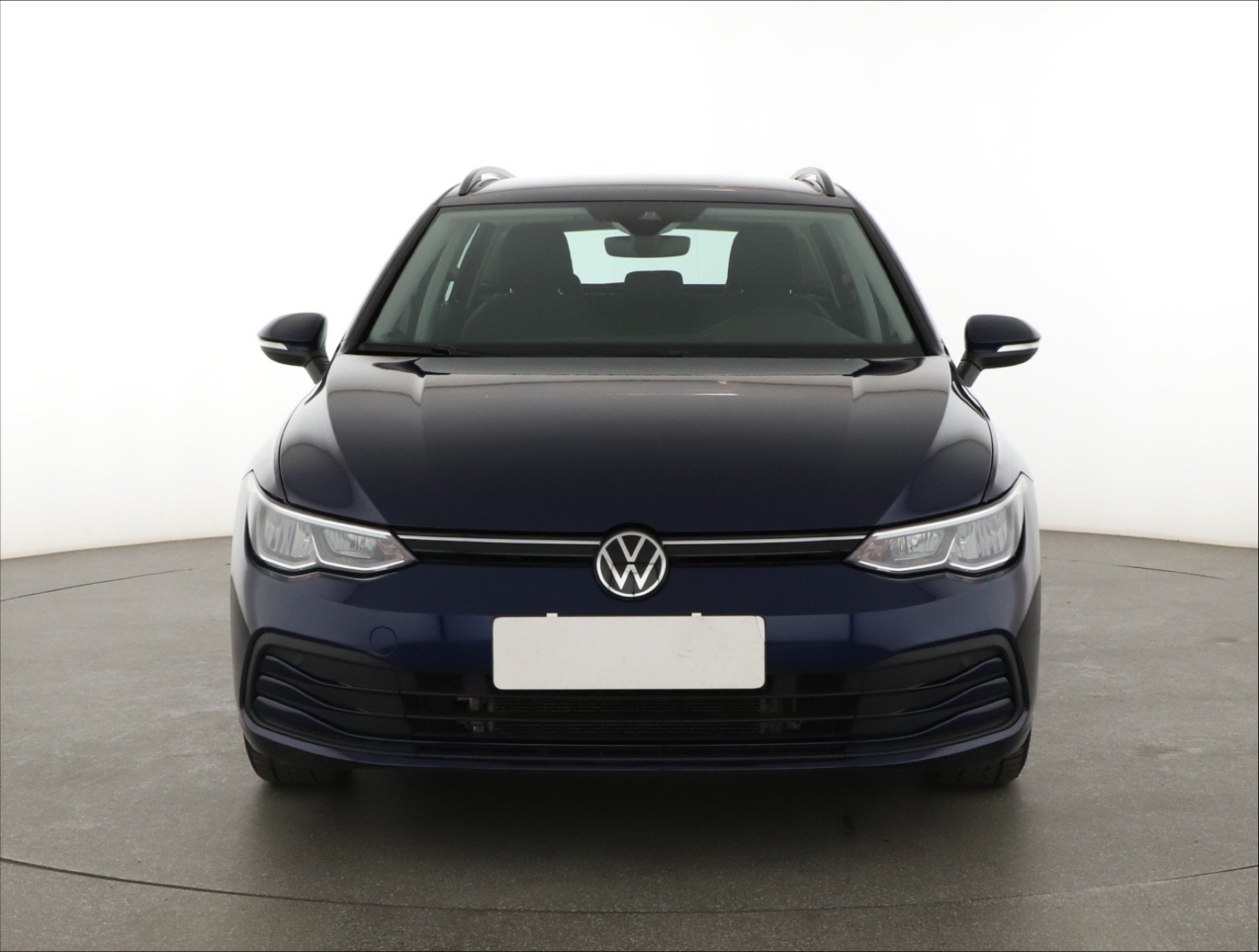 Volkswagen Golf - 2023