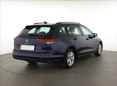 Volkswagen Golf - 2023