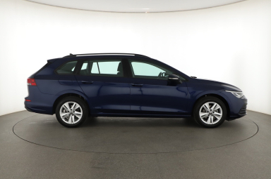 Volkswagen Golf - 2023