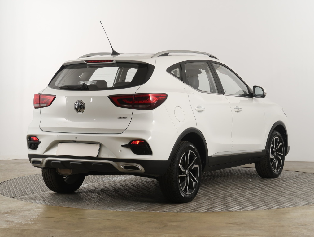 MG ZS SUV