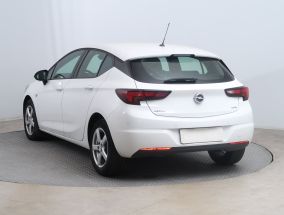 Opel Astra - 2016