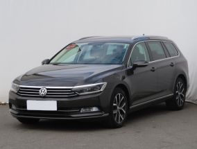 Volkswagen Passat - 2015