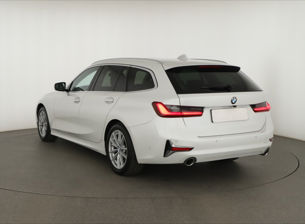 BMW 3