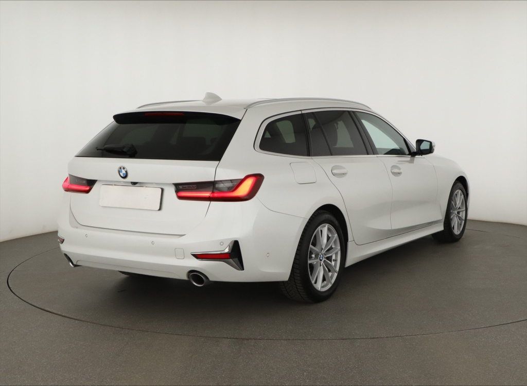 BMW 3