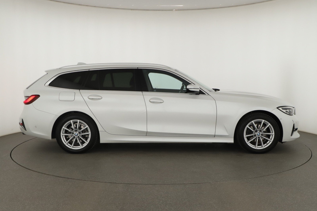 BMW 3