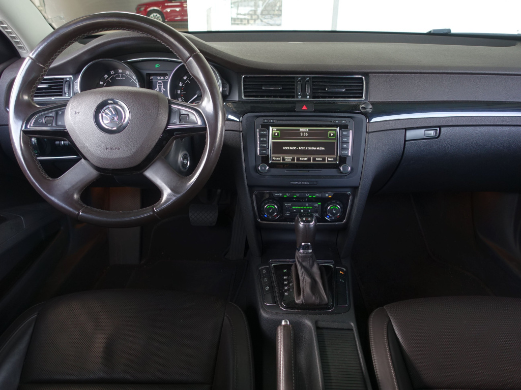Škoda Superb