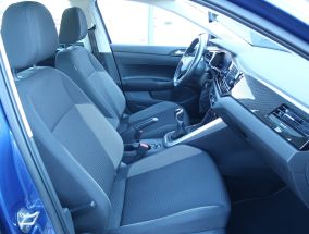 Volkswagen Polo - 2022