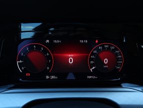 Volkswagen Golf - 2021
